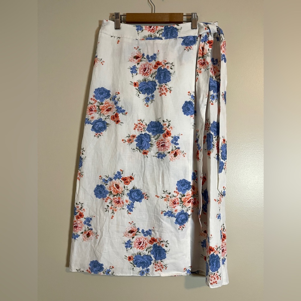 Loft Skirt Womens 2 White Floral Cottagecore Clean Girl Garden Girl Gardencore